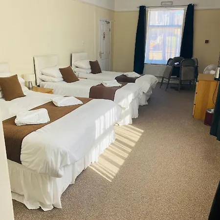 The Grosvenor Hotel Clacton-on-Sea Exterior photo