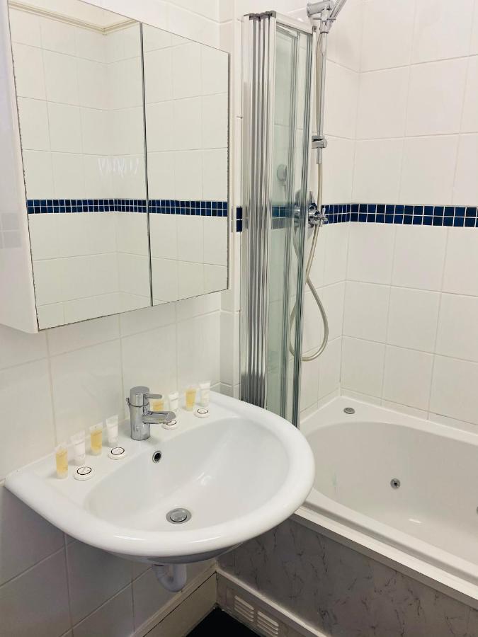The Grosvenor 3*