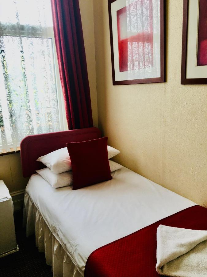 Guest house The Grosvenor